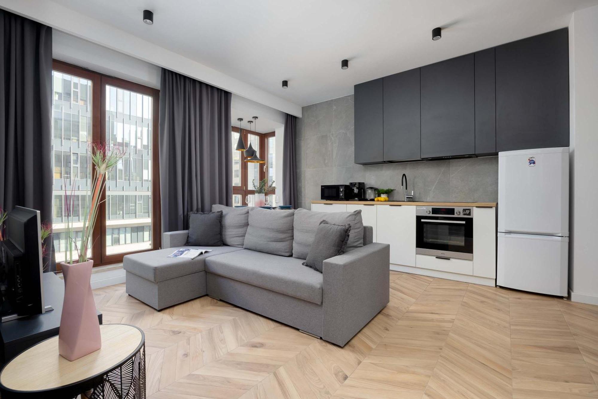 Apartamento Tasteful With Parking By Renters